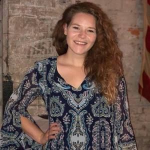 Meet your Posher, Rebecca